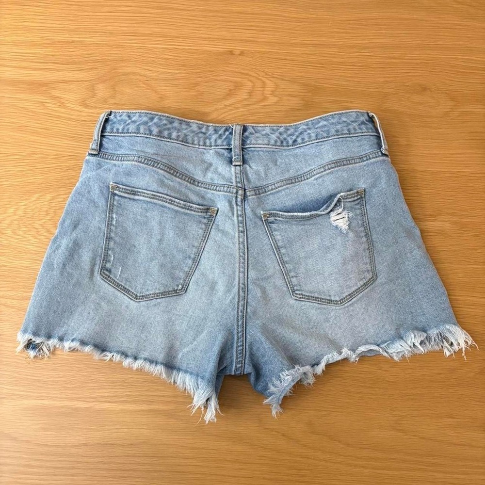 Universal Thread High Rise Shortie Shorts Women's 6 28 Cotton Denim - Picture 2 of 8